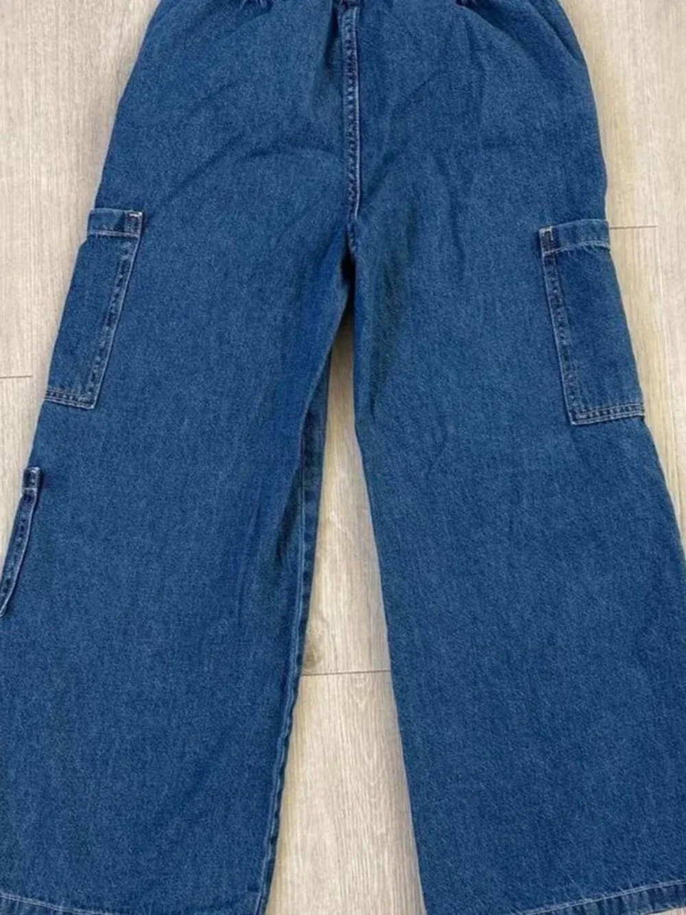 Old Navy Girls High-Waisted Pull-On Super Wide-Leg Cargo Jeans Size 10–12
